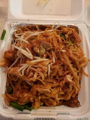 Chicken Pad Thai