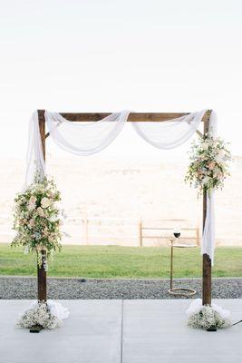 asymmetrical arch arrangements