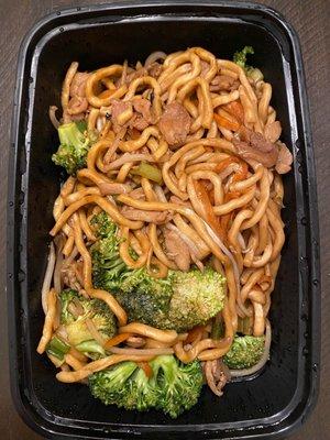 Build your own bowl with chicken, broccoli, bean sprouts, carrots, and Mongolian bbq sauce.