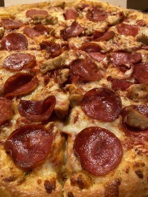 Pepperoni & Chicken Pizza