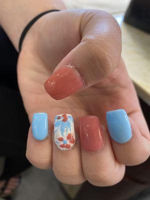 The one from CT nails in Redwood City Cindy did!