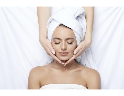 Custom Facials and skincare based on exactly what your skin needs. European Custom facials, Microderm, Hydroderm, Dermaplaning., Wax,