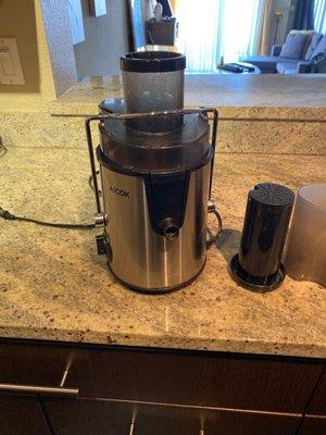 Repaired juicer. Working like new now.