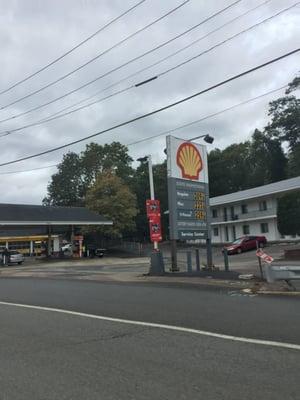 Westwood Shell -- 75 Providence Highway / Route 1, Westwood            Sign