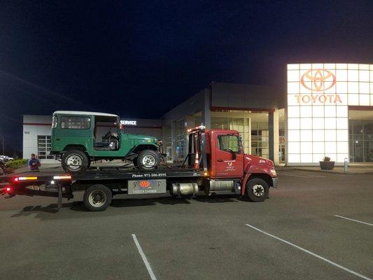 Classic Toyota Land Cruiser to Chehalis, Washington.