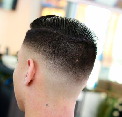 mid fade comb over