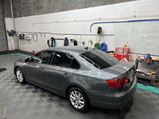 40% Ceramic film applied to this Volkswagen Jetta for maximum heat resistance.