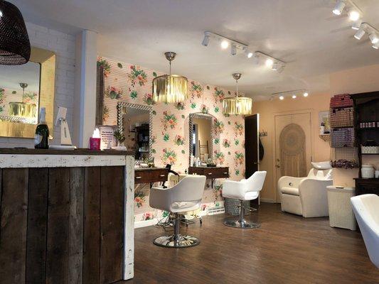 Wishbone Beauty Lounge