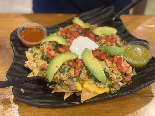 The super nachos were delicious, and the presentation was beautiful. Really recommend them but not really for sharing.