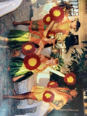 Hula dancers