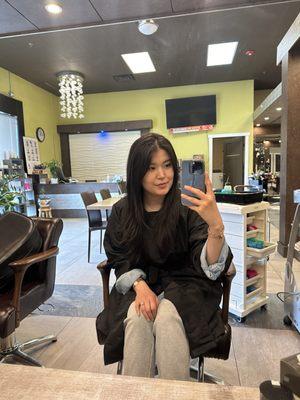 Haircut with lots of layers for volume