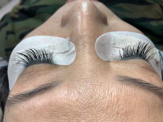 Eyelash extension at White 908-812-8686