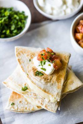 Quesadillas.
Pollo/steak/Camarones