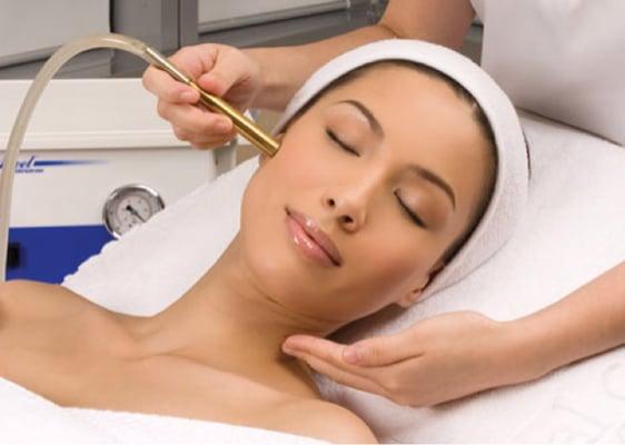 Diamond Peel Dermabrasion