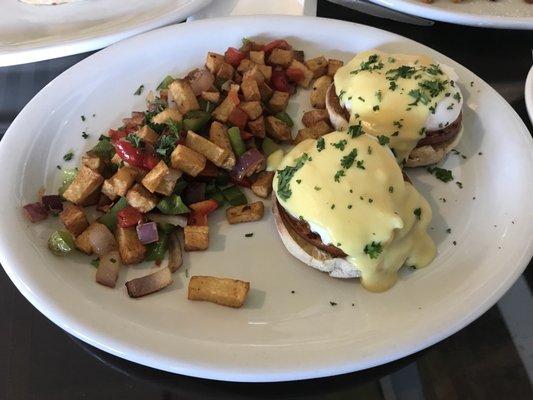 Eggs Benedict