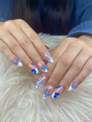 Eva Nails