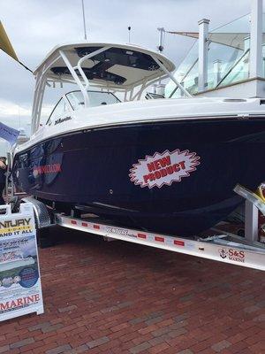 24' Century Resorter with Yamaha 300 HP