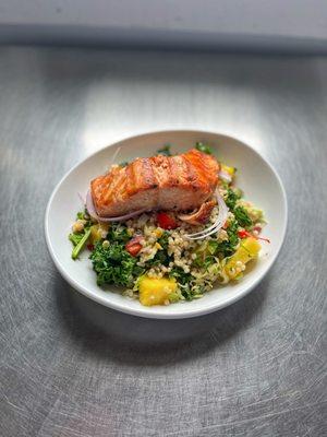 Pearl Couscous Salad with Kale & Pineapples topped with Grilled Salmon