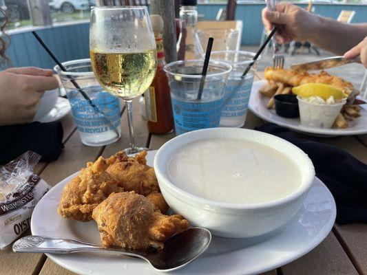 Clam Chowder - BowlChowder Clam Cakes - 3 each