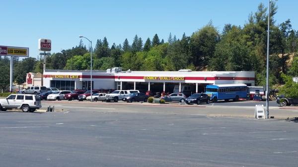 Les Schwab Tire Center