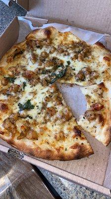 Shrimp scampi pizza