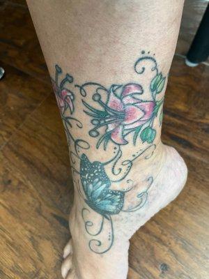 Updated leg tattoo!