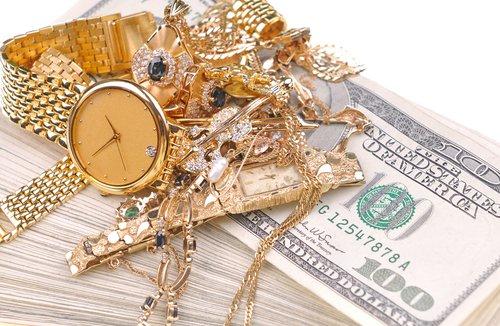 At Puyallup Diamond & Gold Buyers, we pay top prices for your unwanted gold jewelry, silver, sterling silverware, coins, and diiamonds.