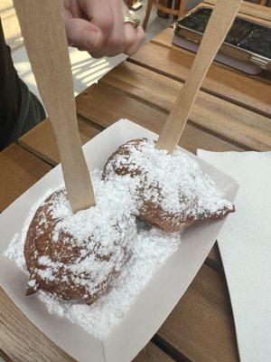 Zeppole