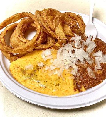 Chili & cheese w/ fresh onions... Onion rings on side, so delicious!