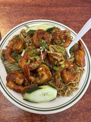 Pepper shrimp lo mein