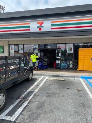 7-Eleven