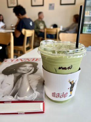 Iced matcha latte ~ already pre sweetened so you can't adjust sweetness level :(