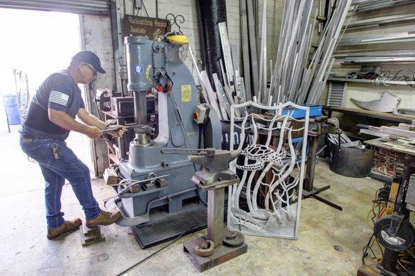 FORGING OUT A NAUTICAL ALUMINUM GATE