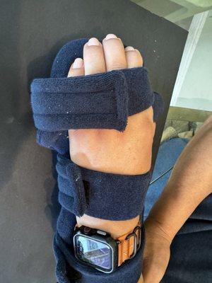 Night Hand brace