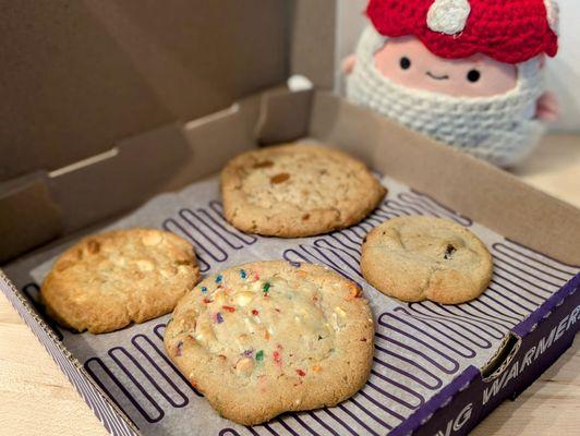 Insomnia Cookies