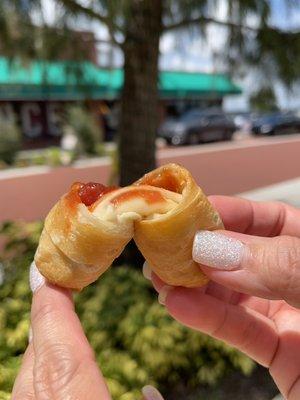 Guava and cheese tequeños