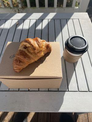 Nutella croissant and cappuccino to go