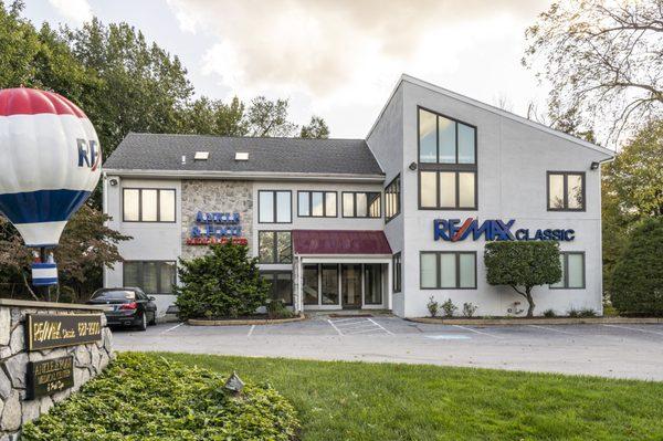 RE/MAX Classic Office