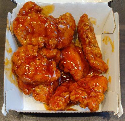 Six piece order of boneless wings with Mango Habanero sauce