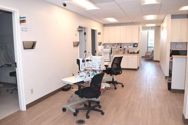 Our clinic is designed for efficiency, ensuring prompt appointments, minimal wait times, and seamless patient flow for a smooth experience.