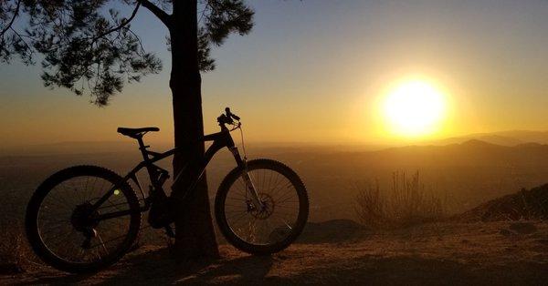 Beautiful sunset shot on the EMBT Tour