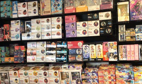 anime figure selection