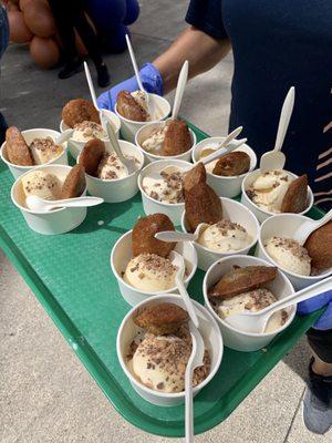 Prince Waikiki's Checkpoint Madeline banana bread w/ice cream