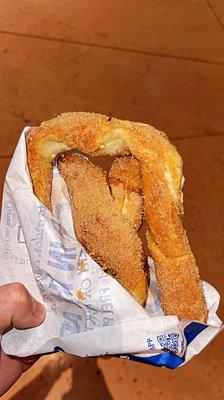 Cinnamon Sugar Pretzel