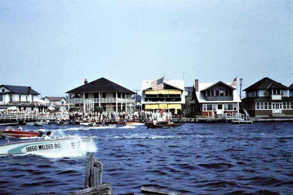 Jul 4, 1960 boat race from 155-57 Bayview Ave.