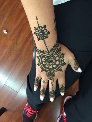 Love my henna !!!!! This place is great ! I loove it definately recommend it . The girls are super sweet