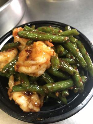 Shrimp with string beans