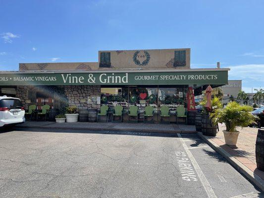 Vine & Grind