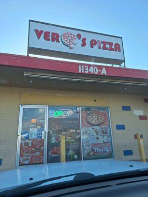 Vero's Pizza