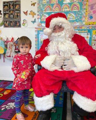 Santa's visit '22 #glendalepreschool #preschoolactivities #preschoolchristmas #bonnieacademy